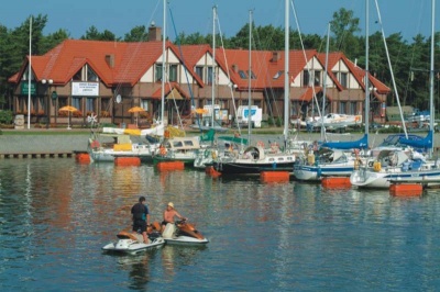 Marina jachtowa w �ebie-  fot. Kamera