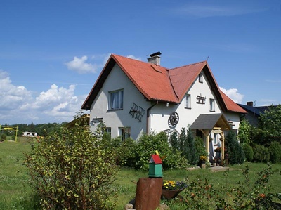 Domek Przy Ja�owcach - z kominkiem - w Sul�czynie