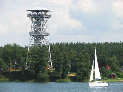 Wie�a nad jeziorem Wdzydze