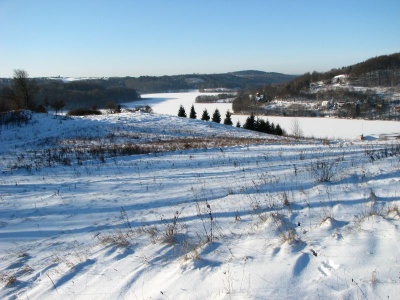 Zimowa panorama z Jastrz�biej G&oacute;ry w Ostrzycach